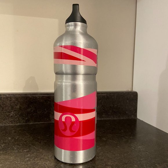 Lululemon Aluminum Water Bottle - 20 oz. - Picture 2 of 5